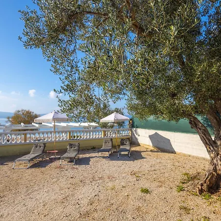 Seaview Camp Maslina Camping Biograd Na Moru