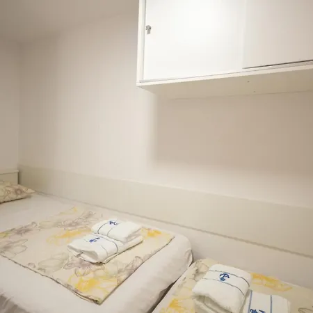 Kamp alanı Seaview Camp Maslina *