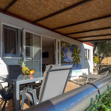 Seaview Camp Maslina ביוגראד נה מורו