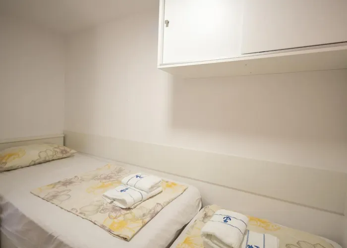 キャンプ場 Seaview Camp Maslina *