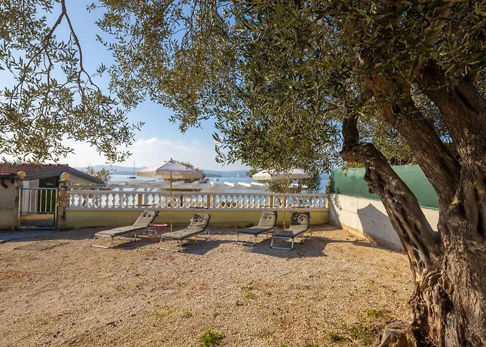 Seaview Camp Maslina キャンプ場